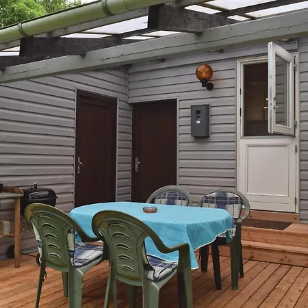 2 Bedroom Lovely In
